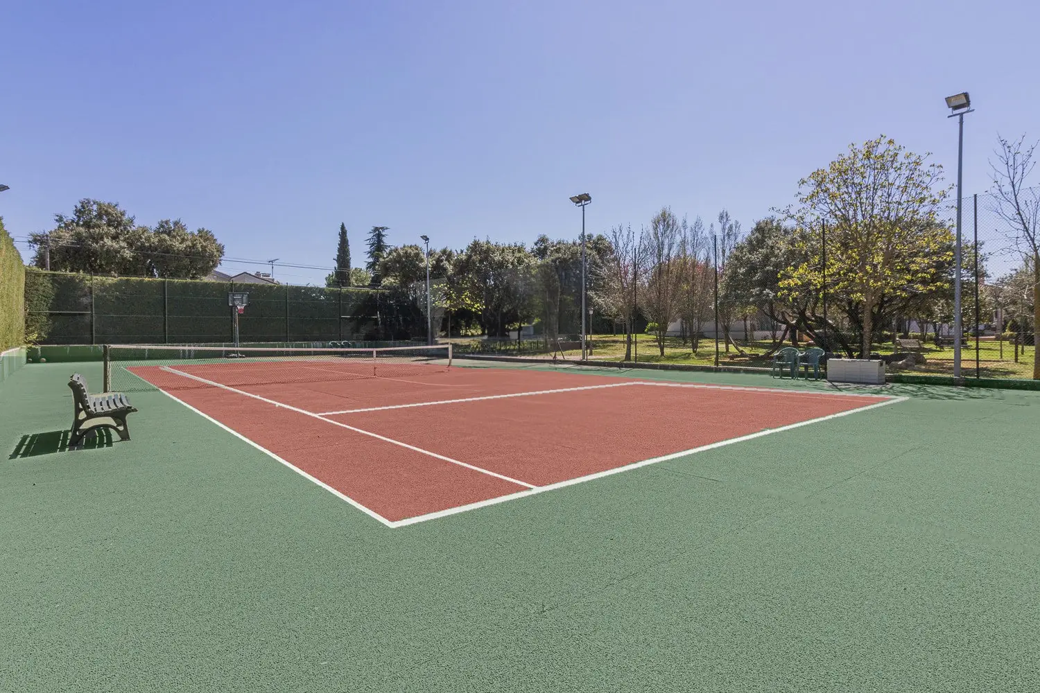 Pista de tenis de Quinta de Serena para team building en Madrid
